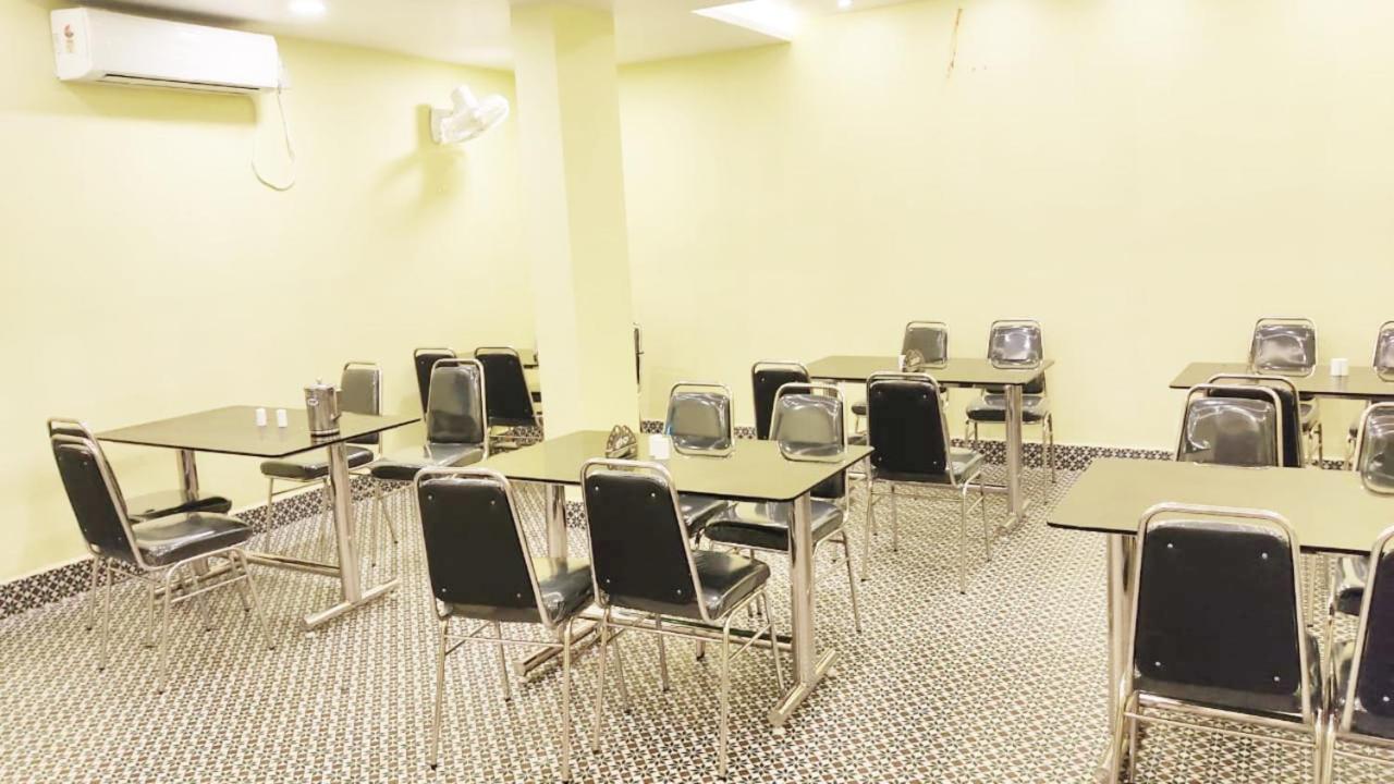 Shree Ganesh Hotel Puri Kültér fotó