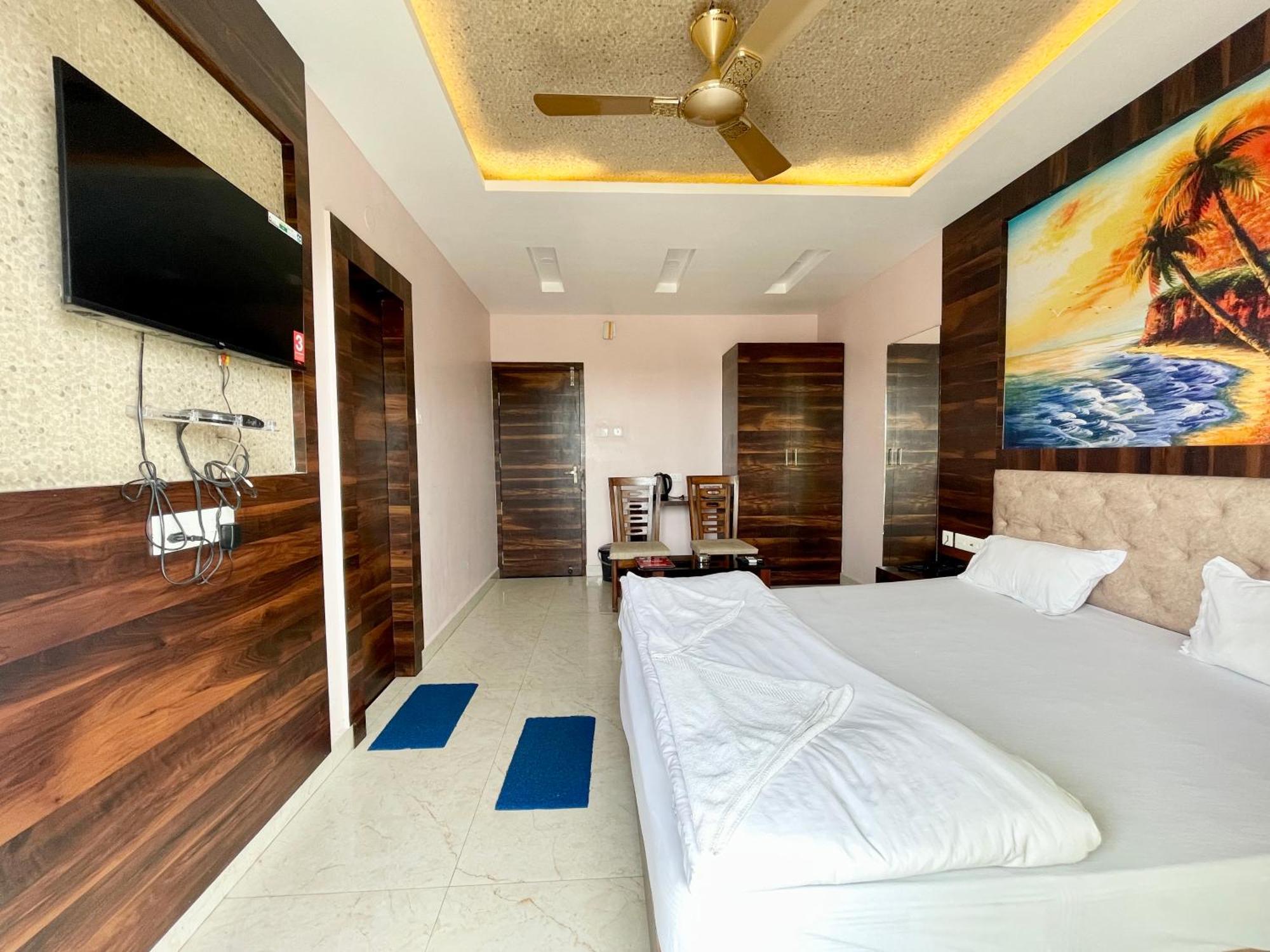 Shree Ganesh Hotel Puri Kültér fotó